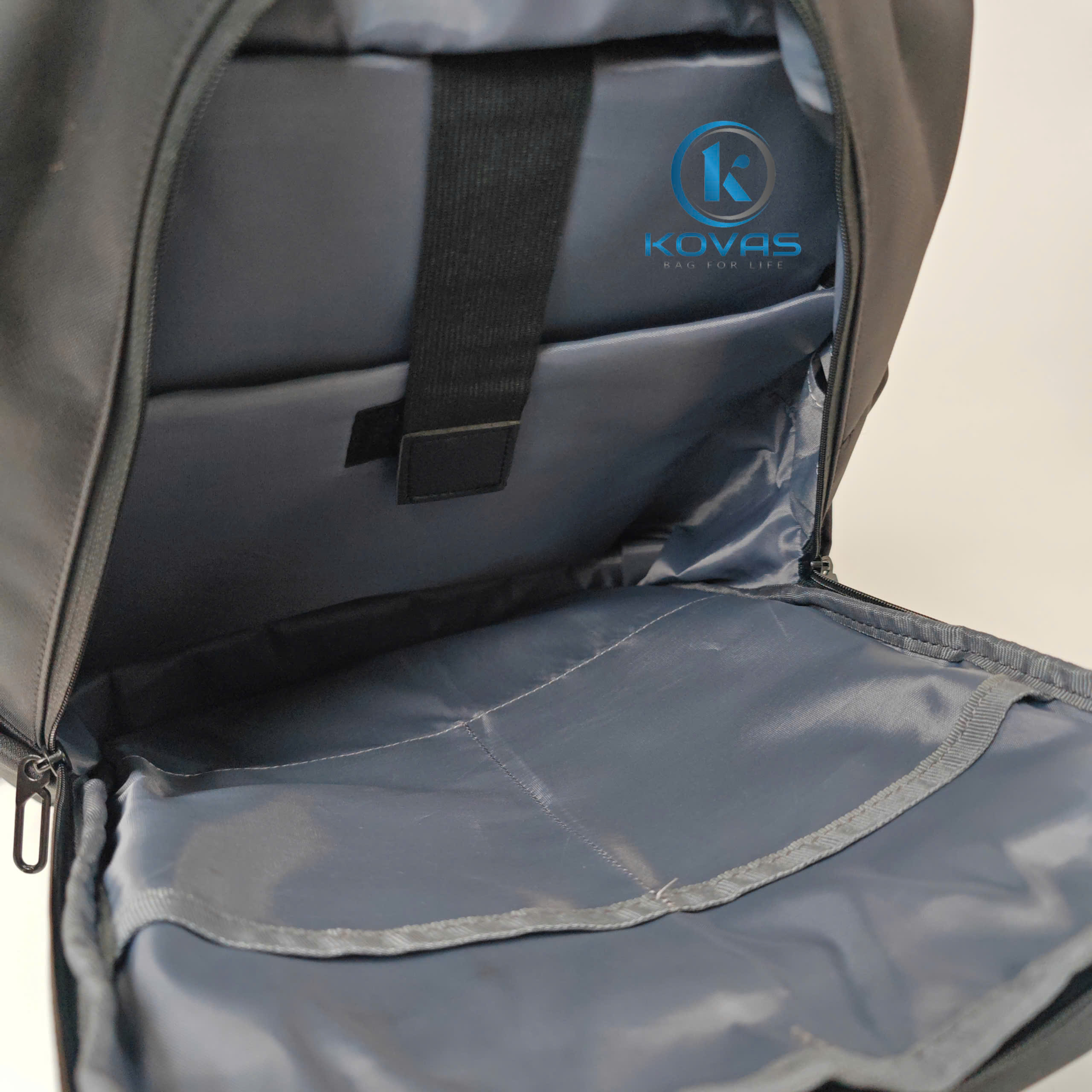 Balo-laptop-qua-tang-doanh-nghiep