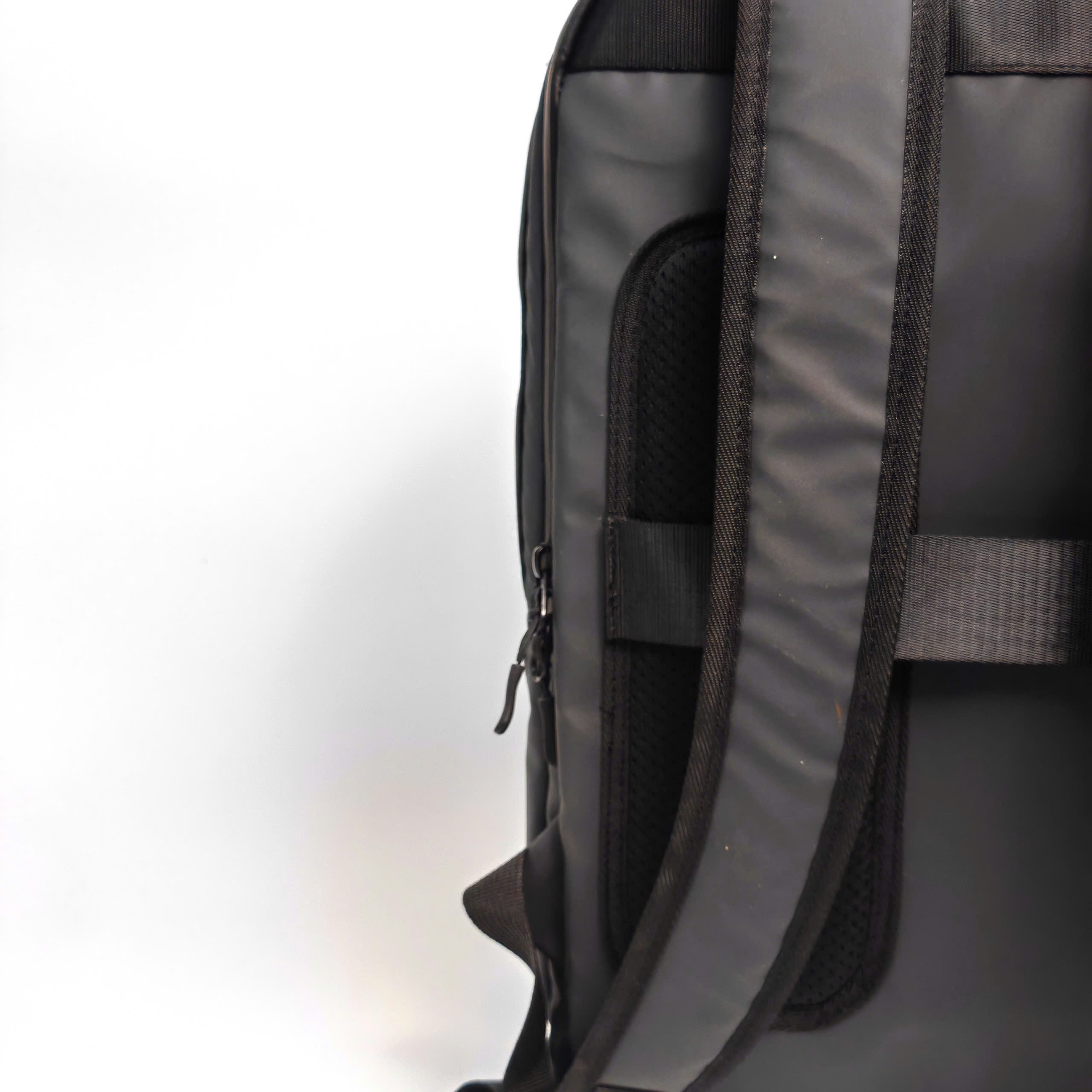 balo-laptop-cong-nghe 